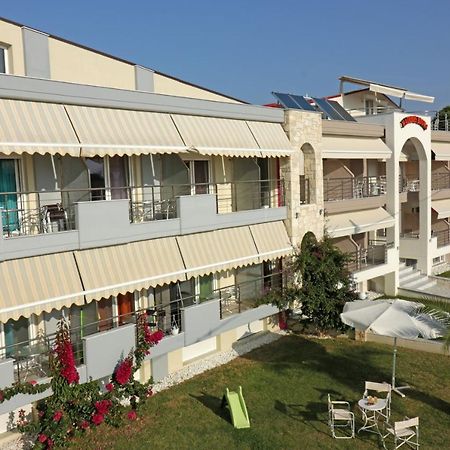 Mavridis Rooms 2 Нікіті Екстер'єр фото