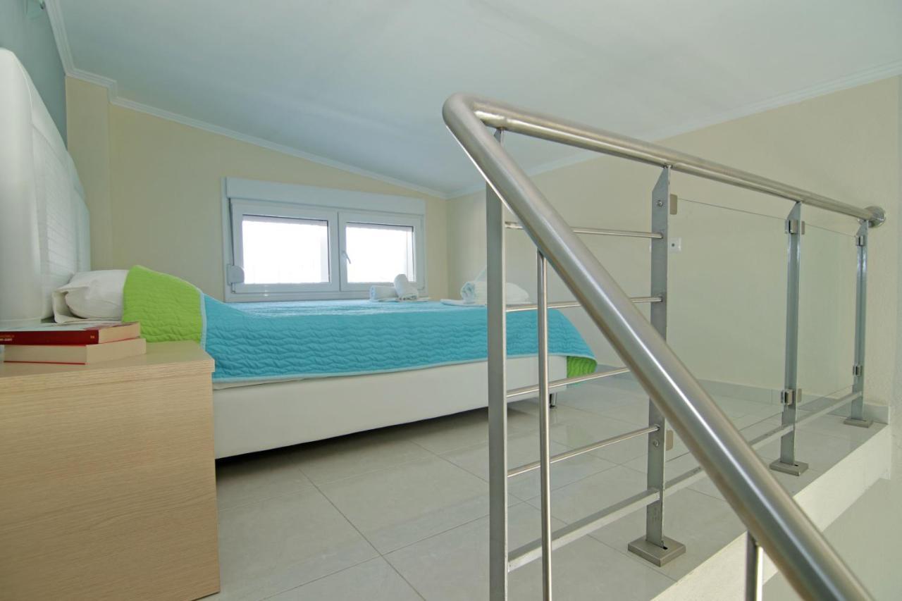 Mavridis Rooms 2 Нікіті Екстер'єр фото