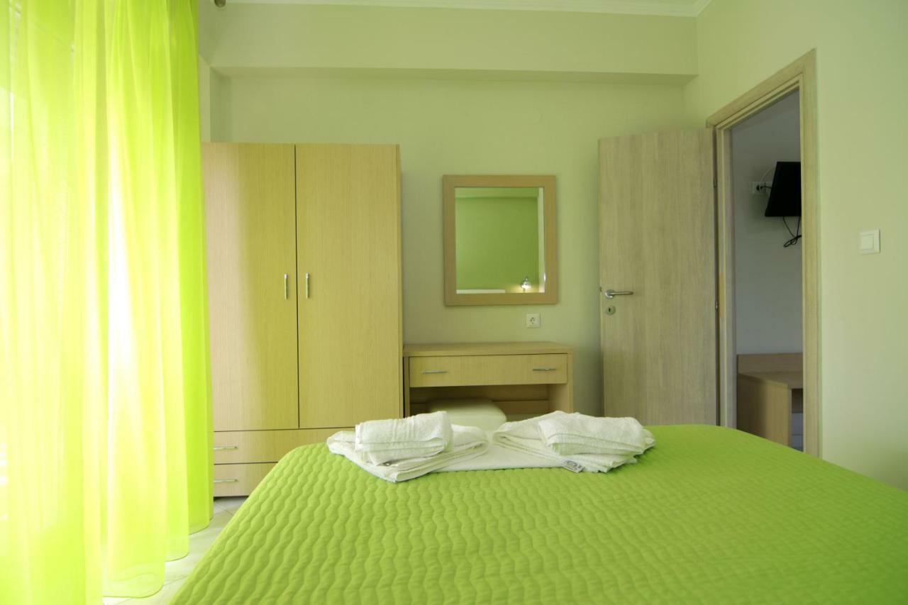Mavridis Rooms 2 Нікіті Екстер'єр фото